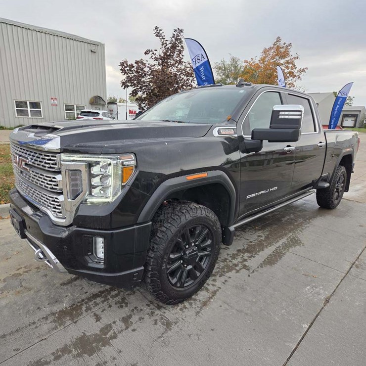 2023 GMC 3500HD