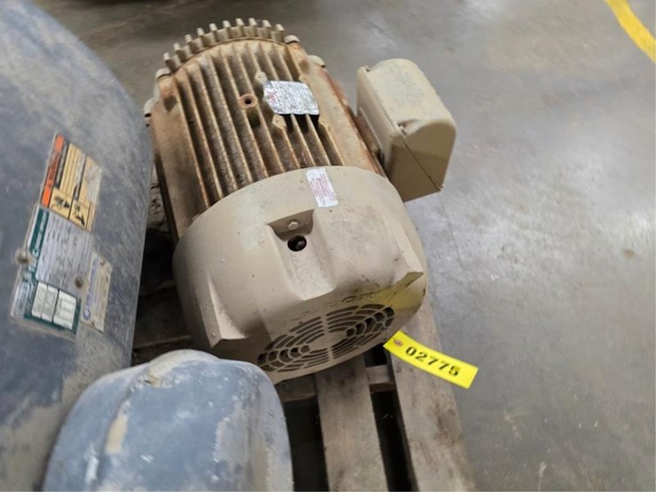 #2775-•-super-e-30-hp-3-phase-motor-image-3