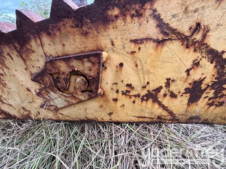 solesbee-23"-wide-3-tine-stiff-link-manual-thumb-3"-pin-image-2