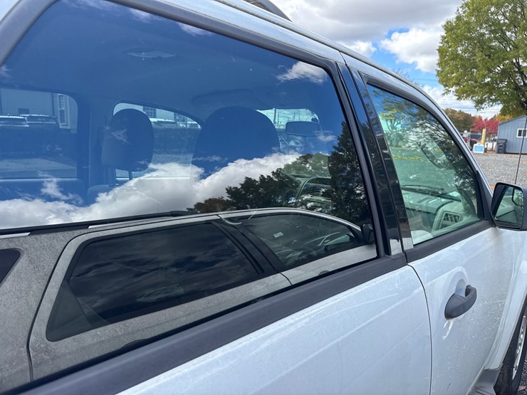 2012-ford-escape-xlt-image-47