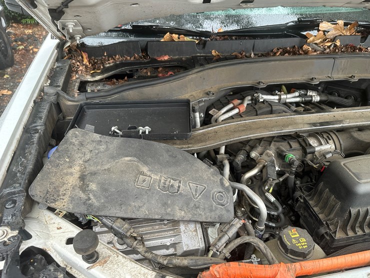 2021-ford-explorer-image-25