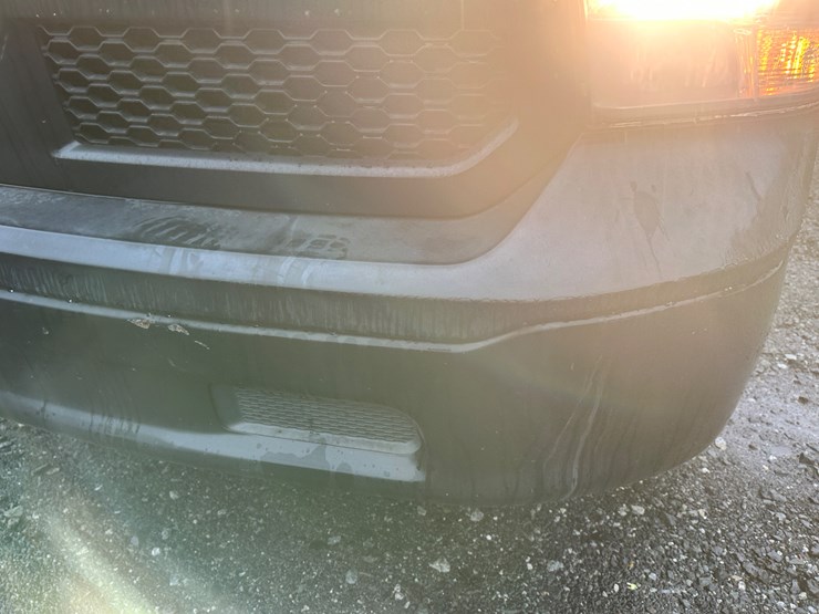 2015-dodge-ram-1500-image-31