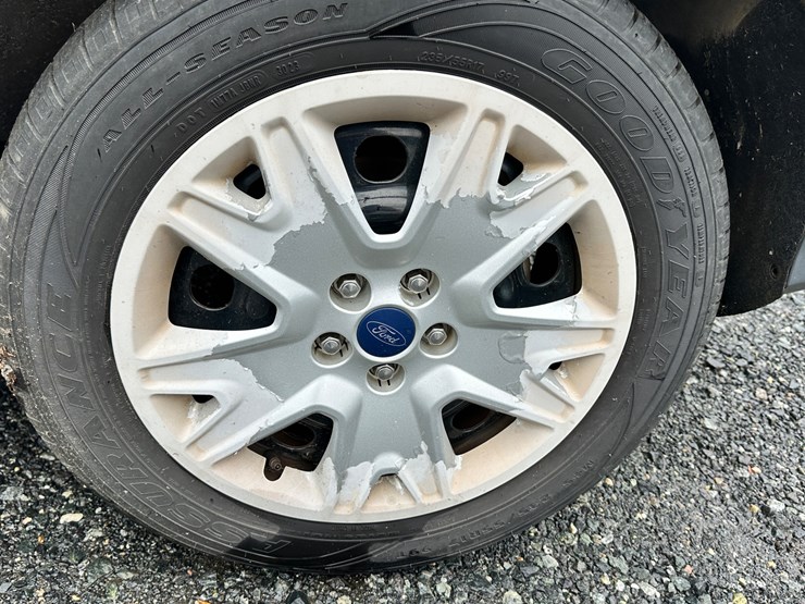 2016-ford-escape-image-49