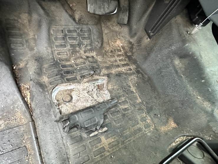 2015-ford-f350-xl-image-69