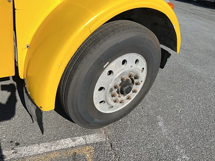 2003-peterbilt-378-image-23