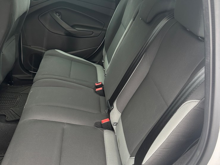 2016-ford-escape-image-21