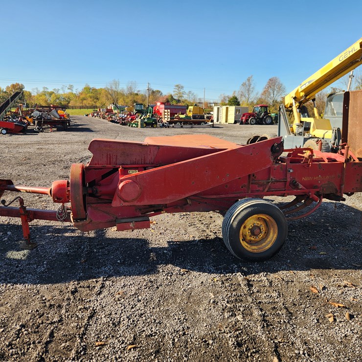 NEW HOLLAND 273