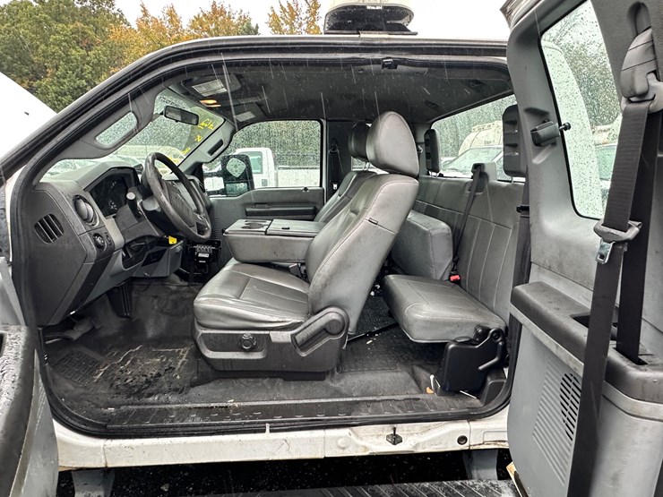 2012-ford-f250-xl-image-79