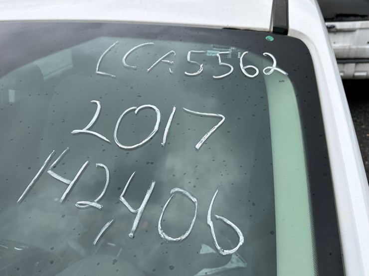 2017-ford-escape-image-8