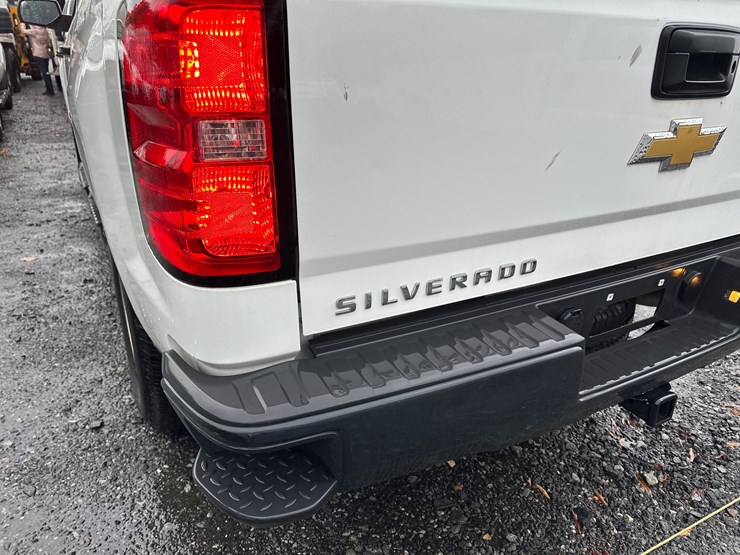 2016-chevrolet-silverado-image-41