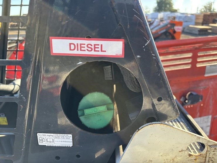 2020-bobcat-s70-image-27