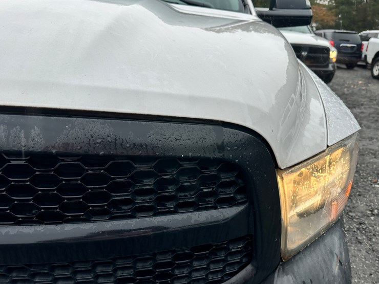 2015-dodge-ram-1500-image-26