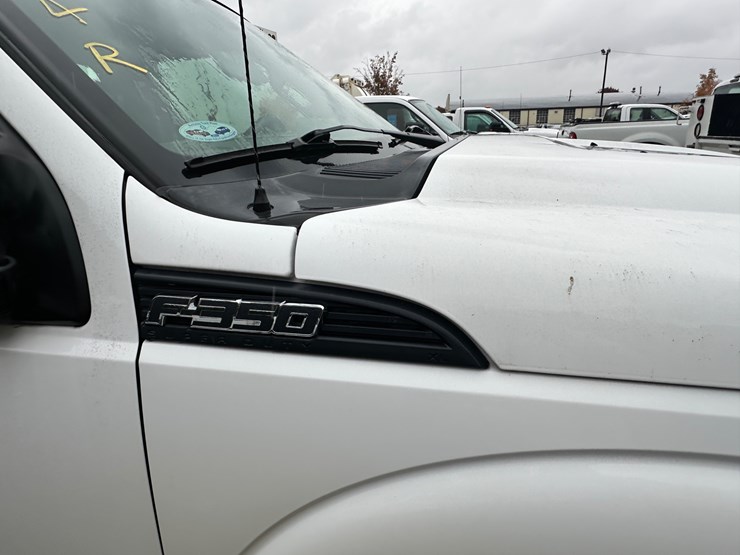 2015-ford-f350-xl-image-26