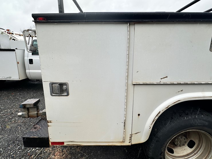 2014-ford-f350-xl-image-8