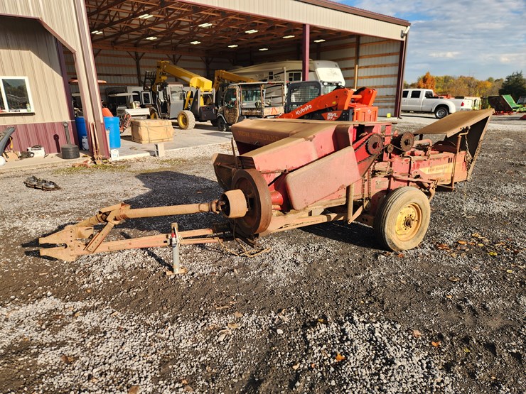 new-holland-271-image-1