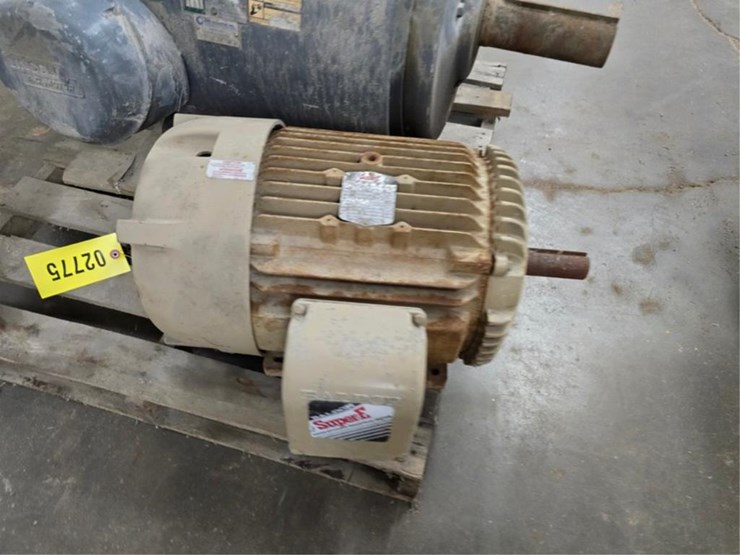 #2775-•-super-e-30-hp-3-phase-motor-image-2