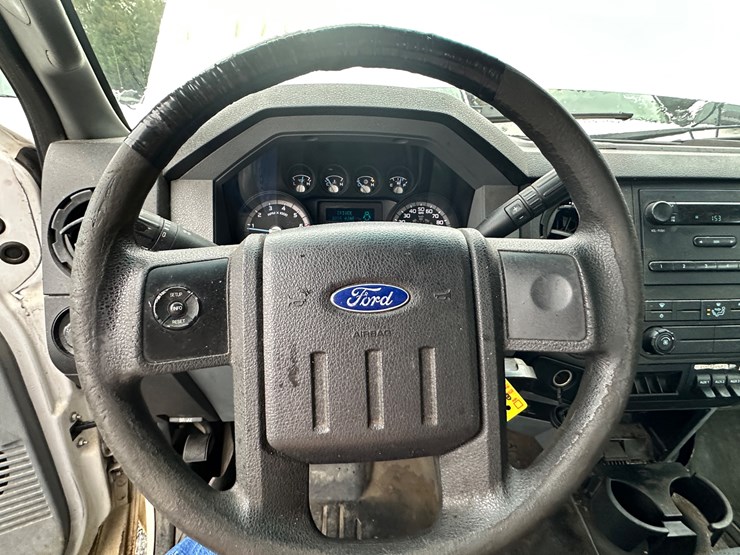 2014-ford-f350-xl-image-78