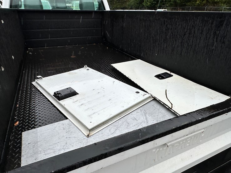 2015-ford-f350-image-56