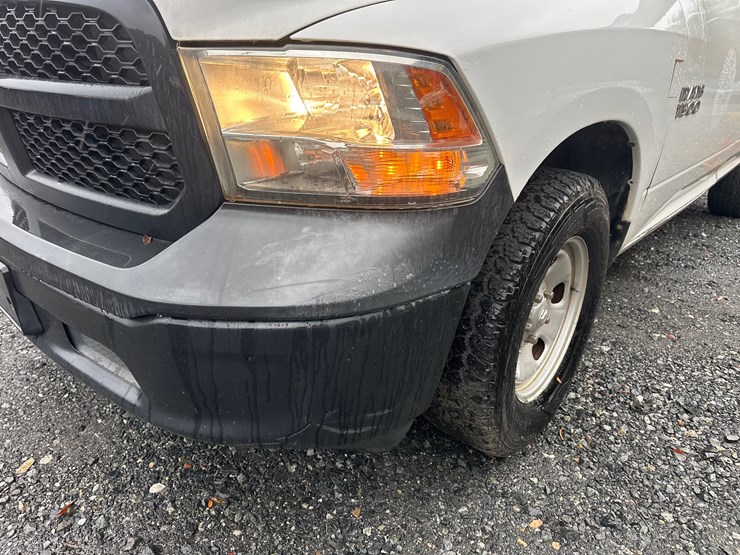 2015-dodge-ram-1500-image-24