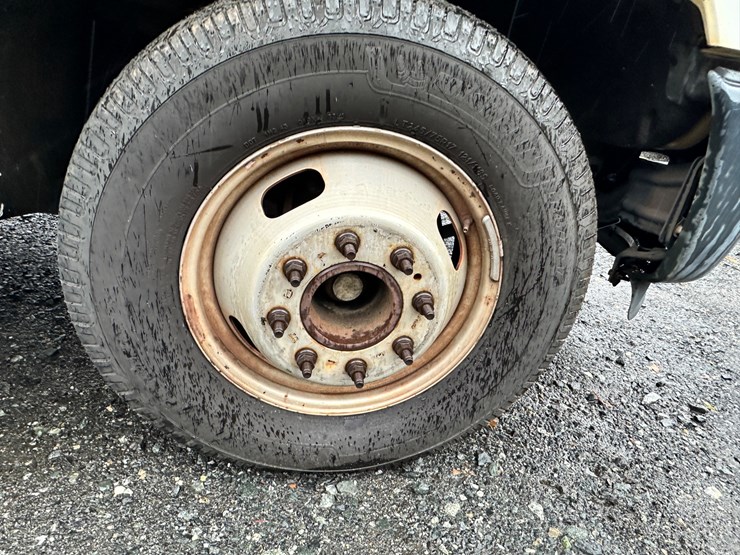 2015-ford-f350-image-31