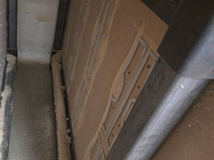 #2747-•-110---39-1/4"x63"-router-molds-w/-rack-image-5