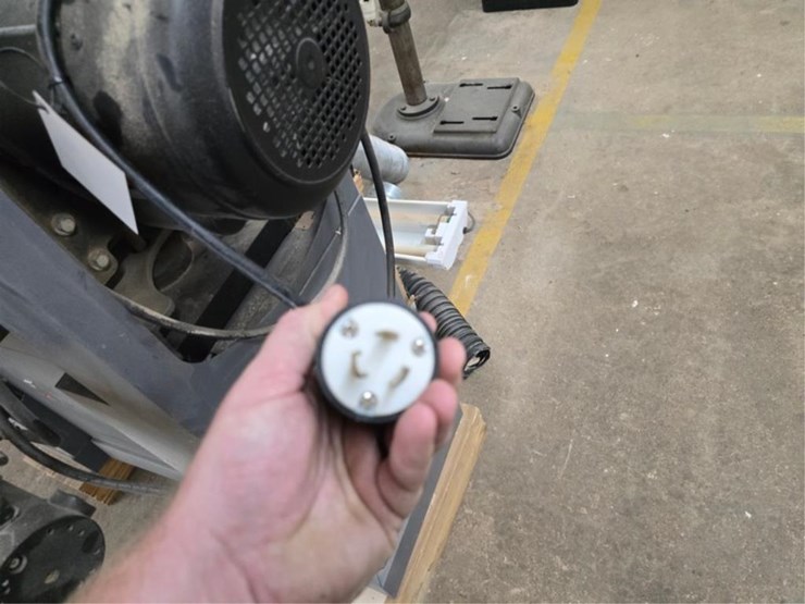 #2704-•-super-max-25-dual-drum-sander-image-10