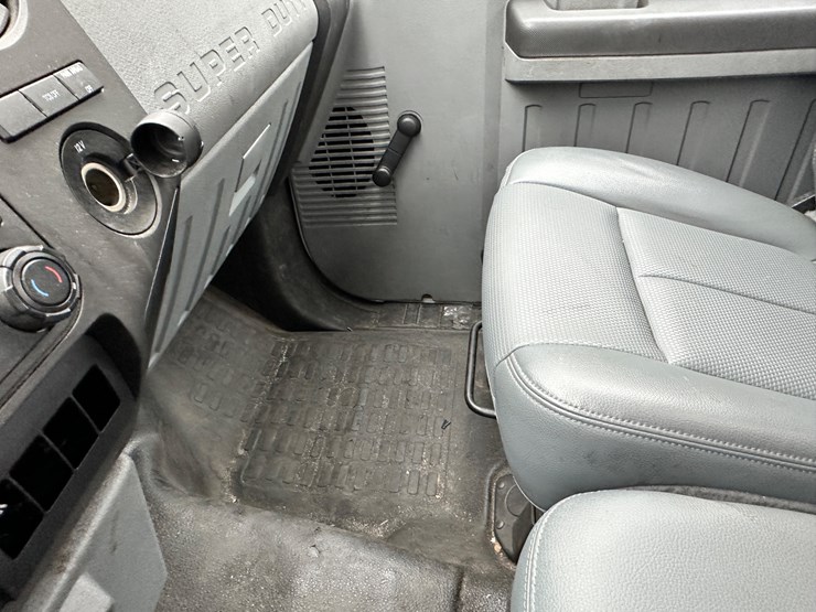 2015-ford-f350-image-71