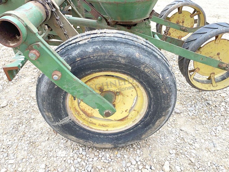 john-deere-2-image-14