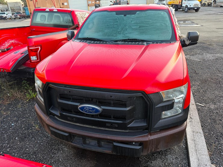 2015-ford-f150-xl-image-6