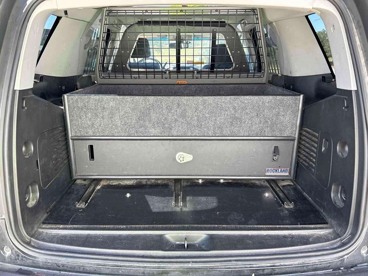 2018-chevrolet-tahoe-image-25