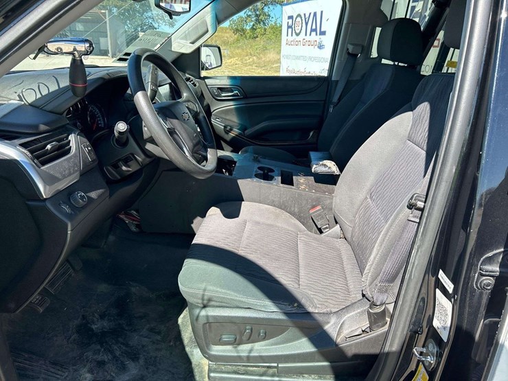 2018-chevrolet-tahoe-image-12