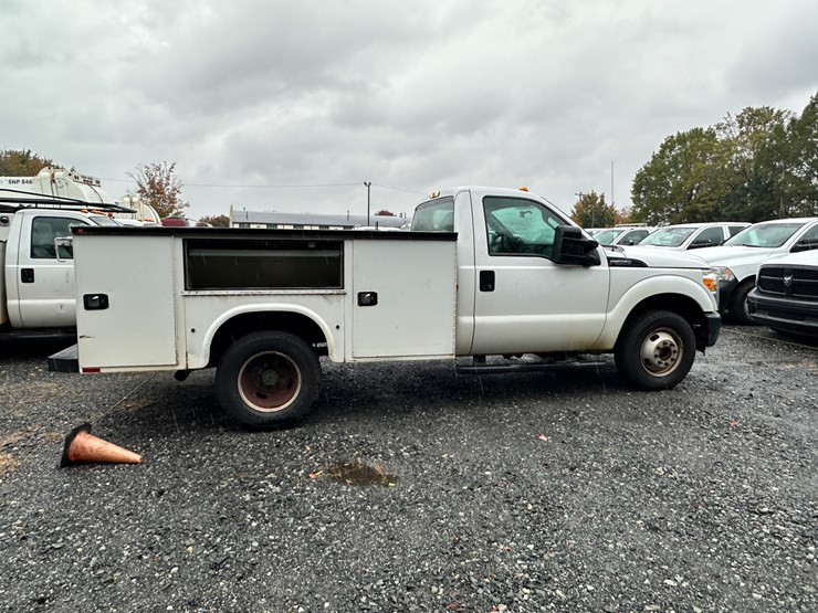 2015-ford-f350-image-5