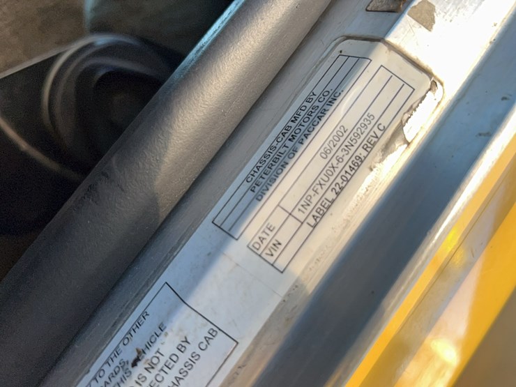 2003-peterbilt-378-image-4