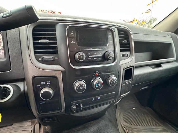 2015-dodge-ram-1500-image-63