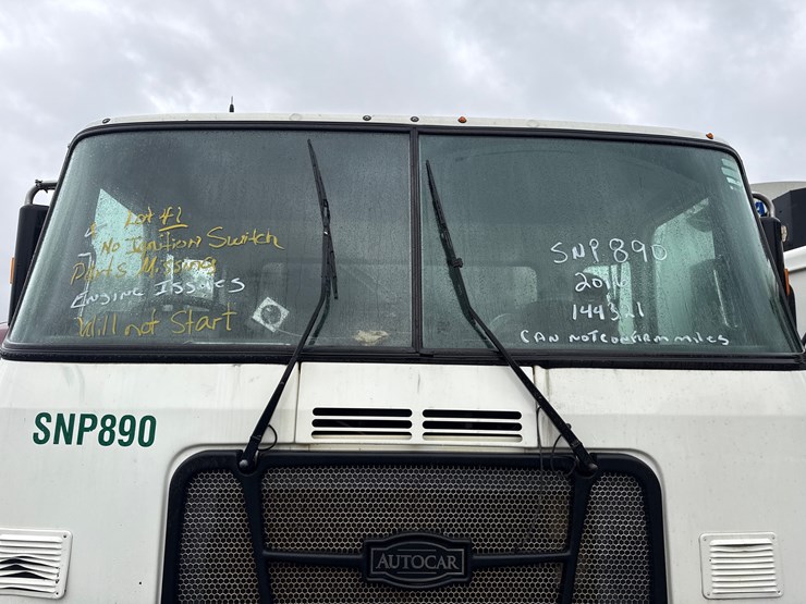 2016-autocar-acx64-image-2