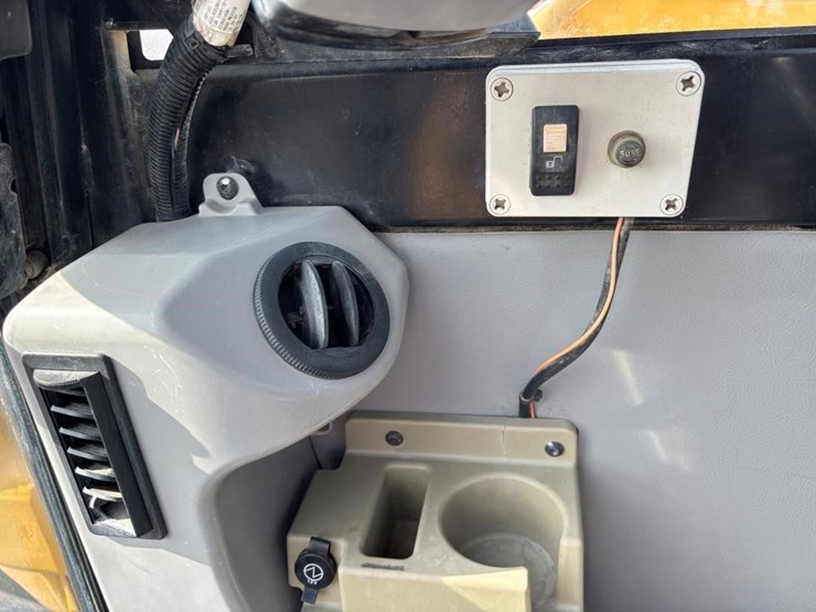 2013-caterpillar-308e2-cr-image-35