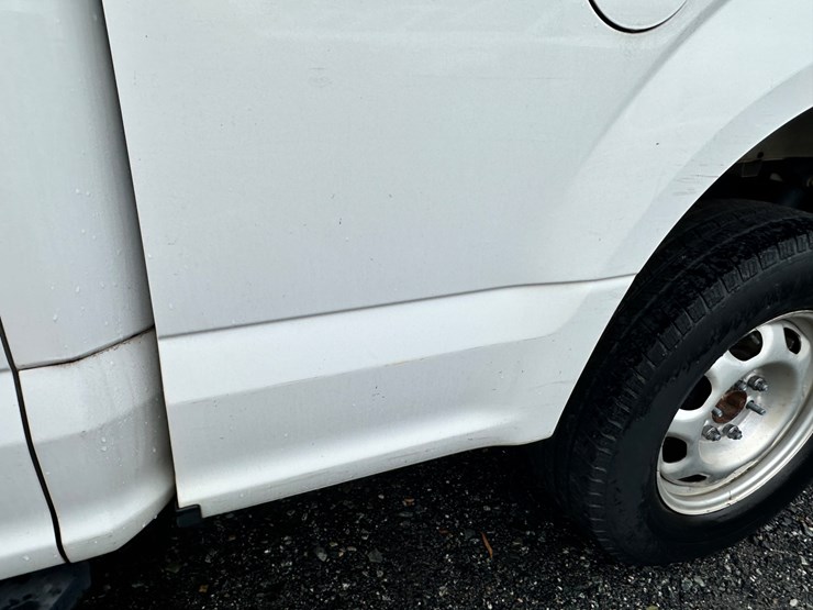 2020-ford-f150-xl-image-60