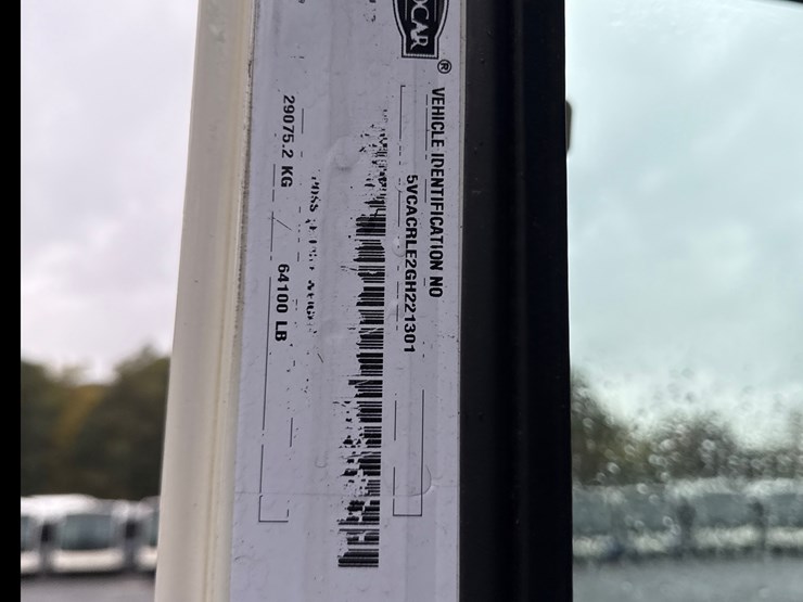 2016-autocar-acx64-image-43