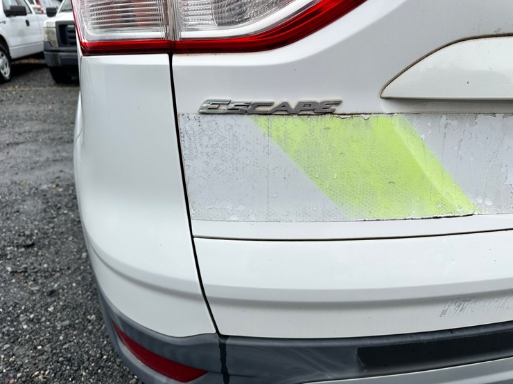 2014-ford-escape-image-56