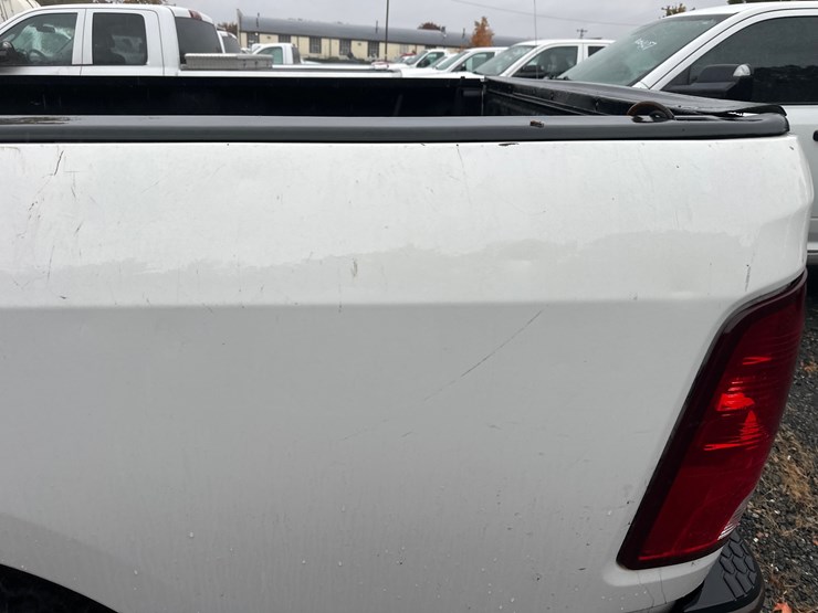 2015-dodge-ram-1500-image-38