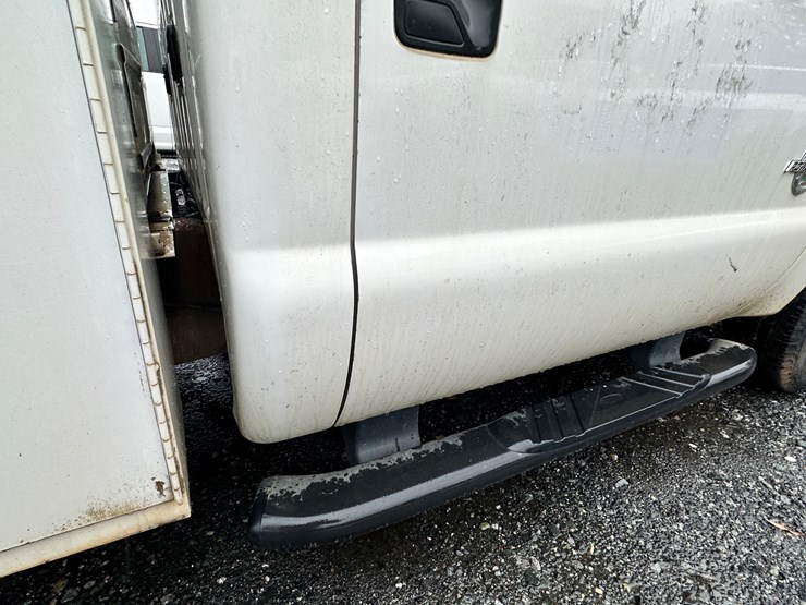 2012-ford-f250-xl-image-23