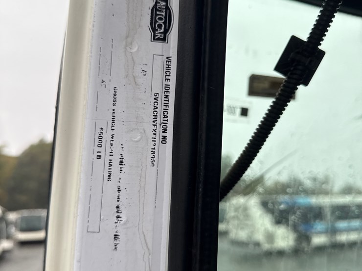 2015-autocar-acx64-image-51