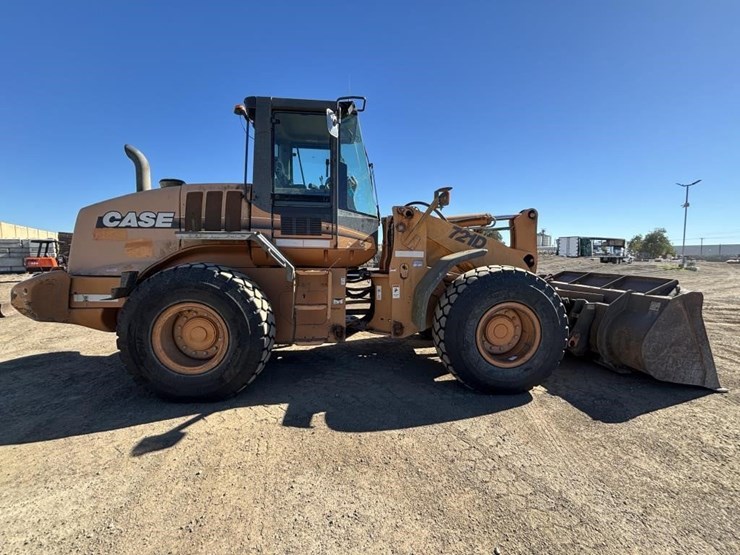 2004-case-721d-image-7