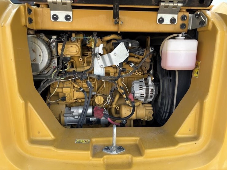 2013-caterpillar-308e2-cr-image-57