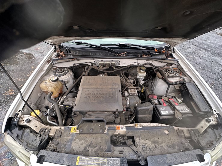 2012-ford-escape-xlt-image-30