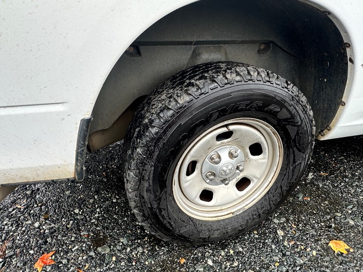 2013-dodge-ram-1500-image-12