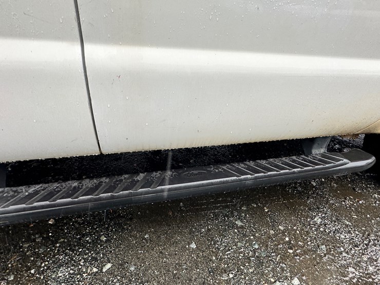 2012-ford-f250-xl-image-23