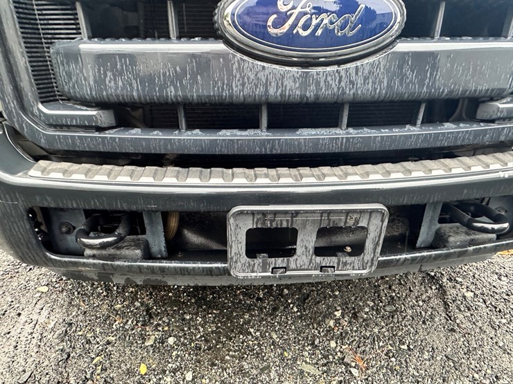 2015-ford-f350-xl-image-29