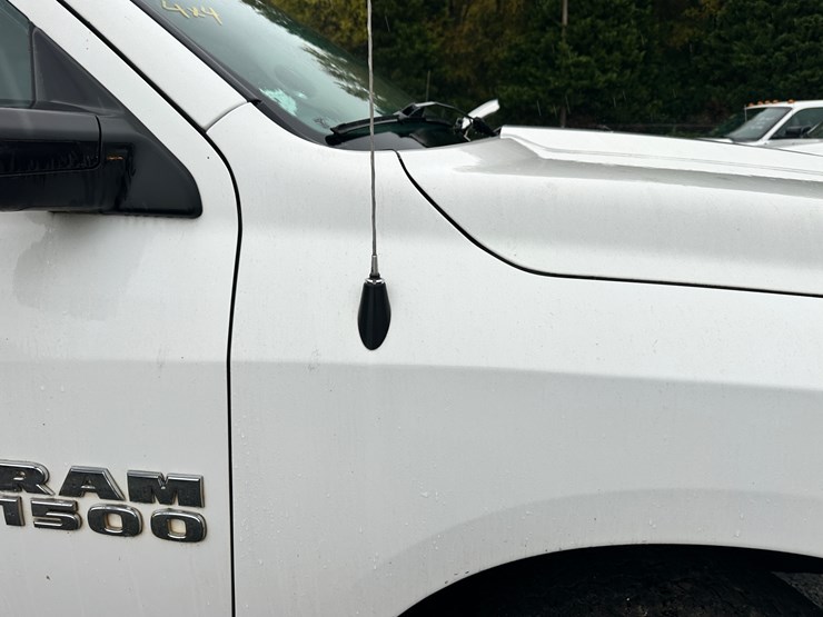 2015-dodge-ram-1500-image-22