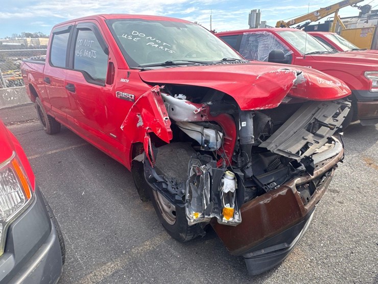 2015-ford-f150-xl-image-2